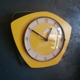 Clock vintage formica silent wall clock "Carrez Transistor yellow black"