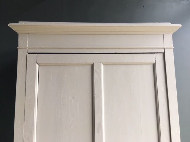 Parisian wardrobe cream