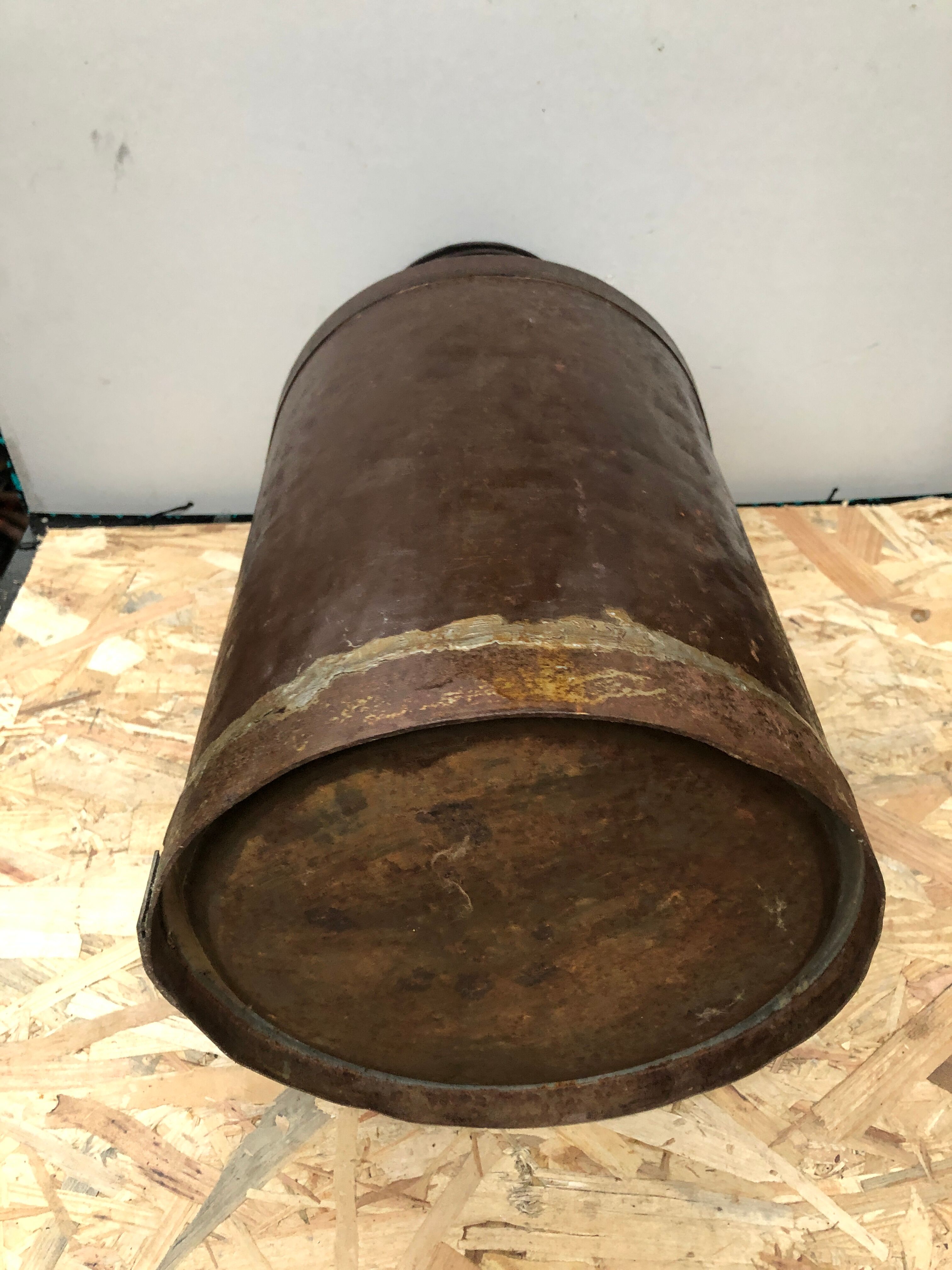 Old milk pot + metal lid vintage decoration