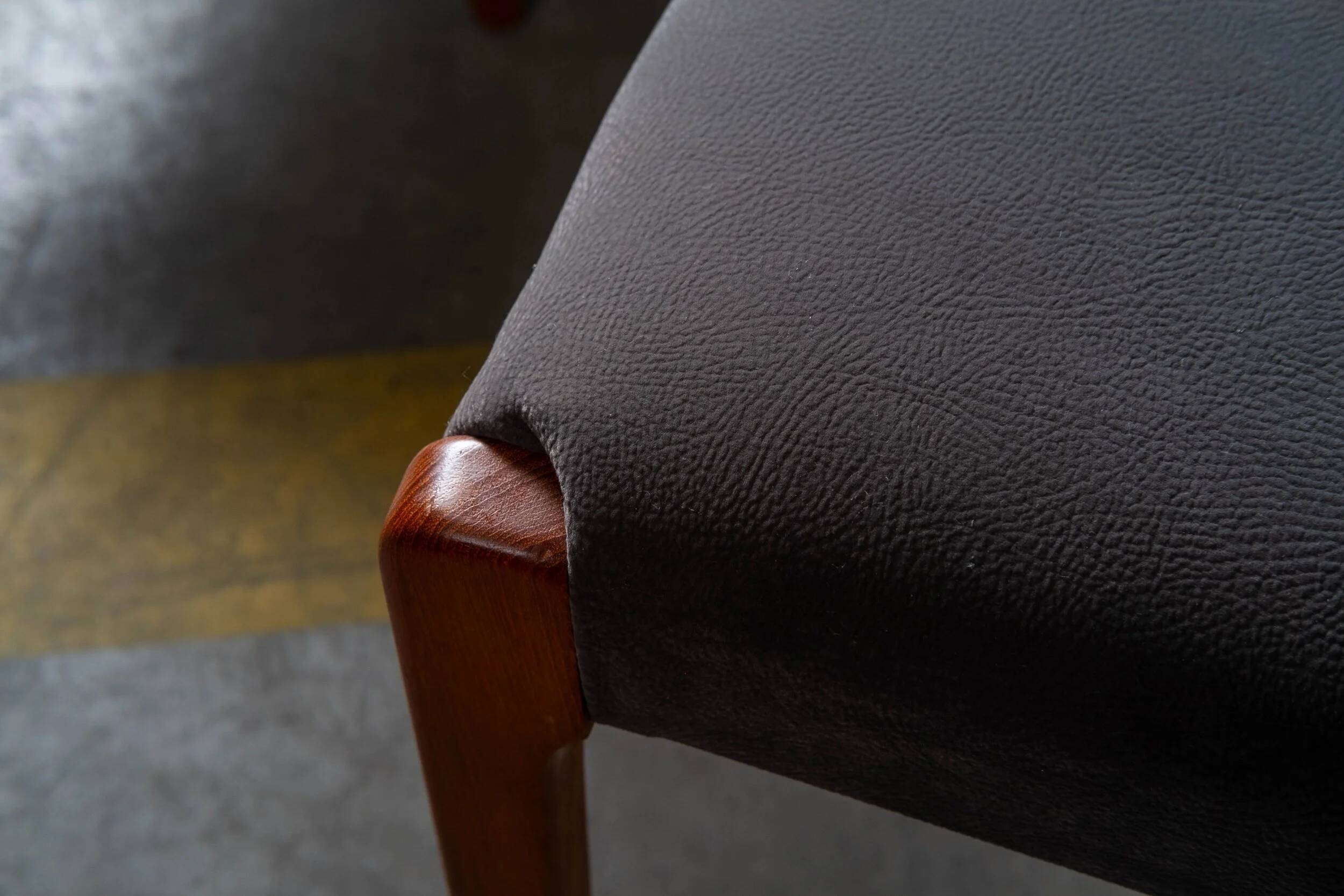 Niels O. Møller - Model 71 dining chairs