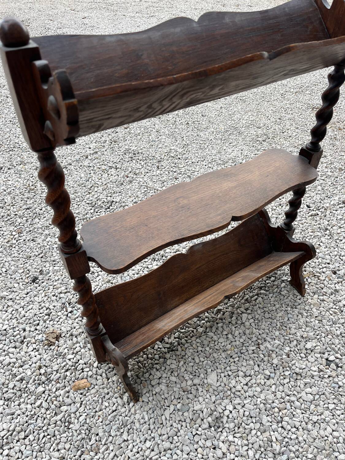 Wooden shelf on foot 1930/40