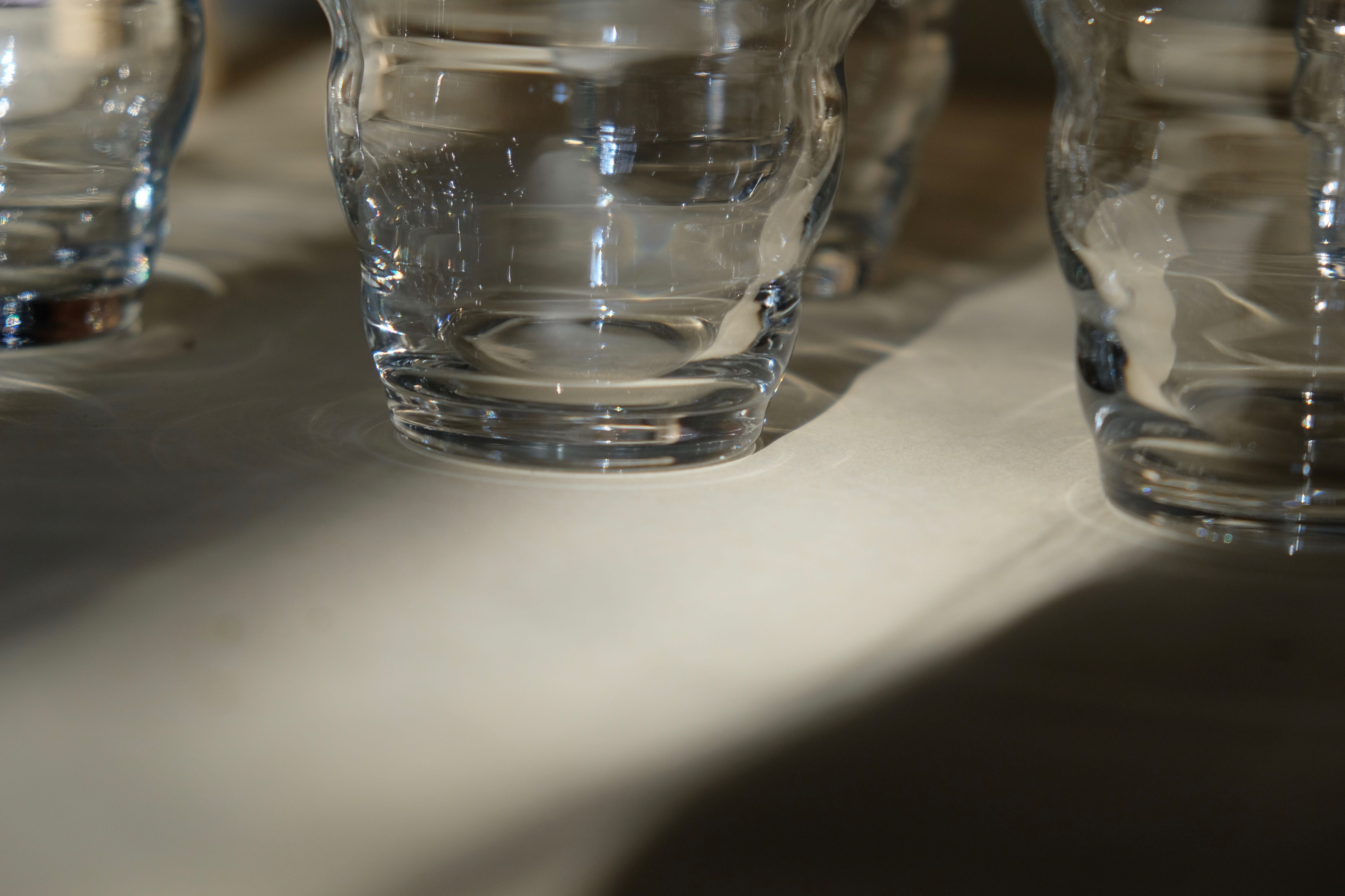 Ensemble de 12 verres à eau gobelets anciens soufflés bouche