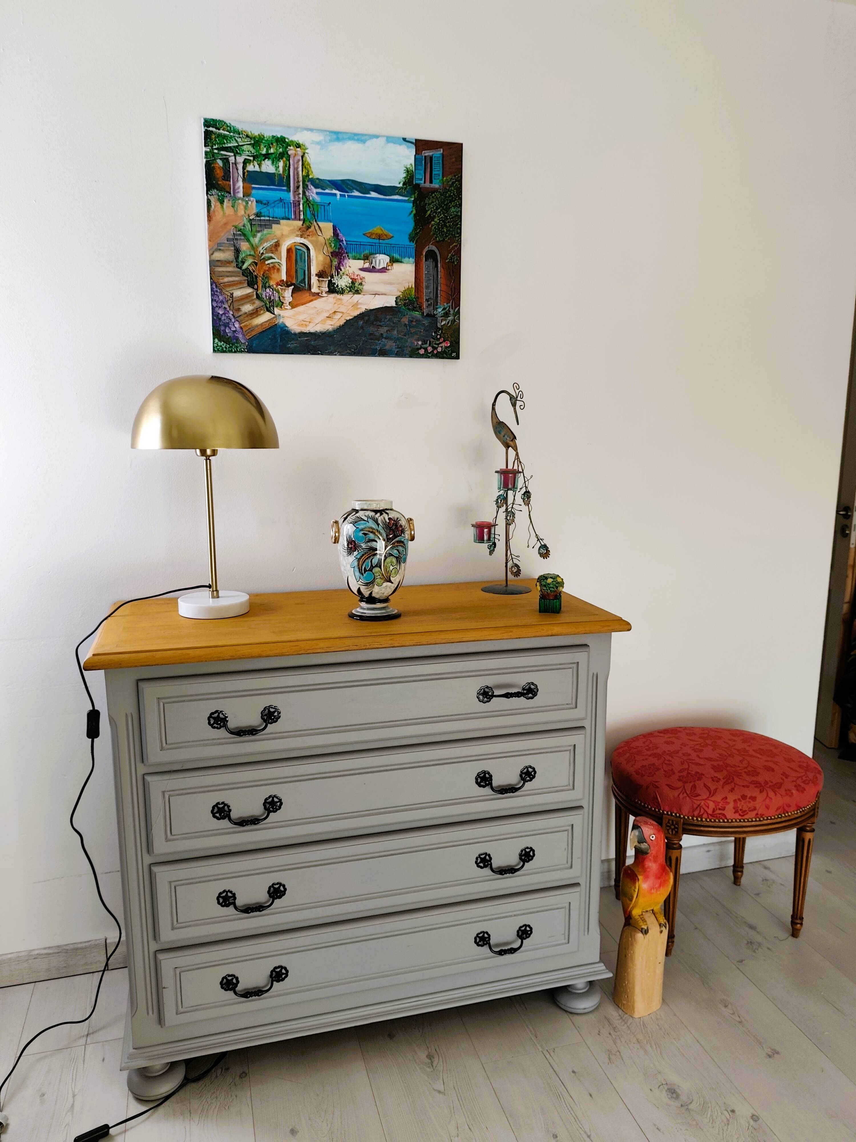 Golden mushroom lamp