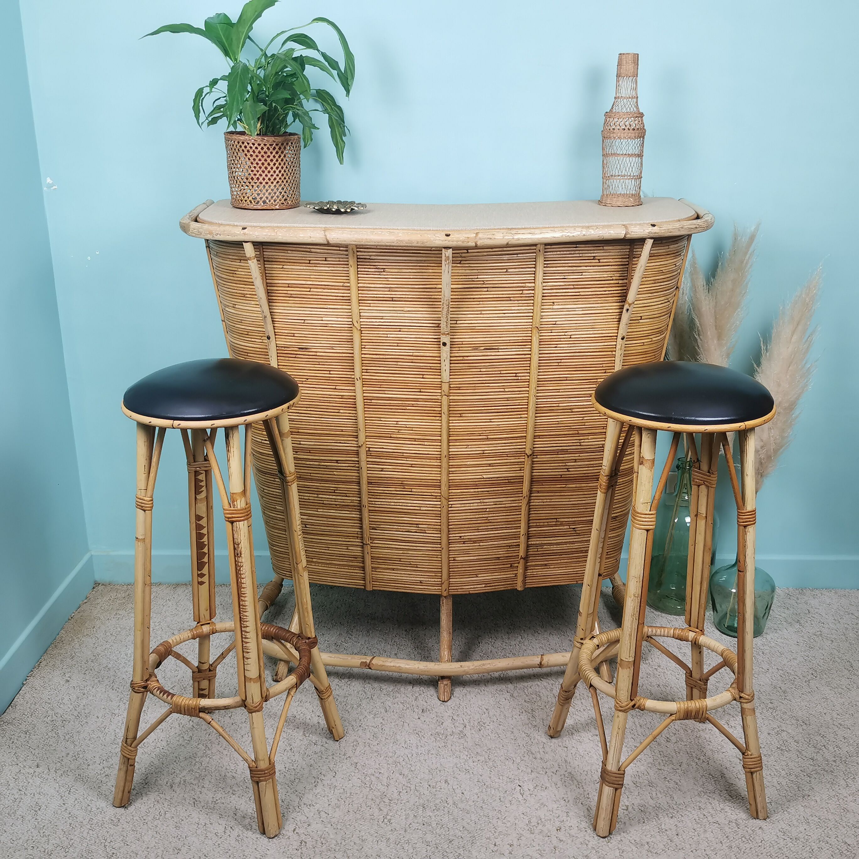 Rattan bar and stools