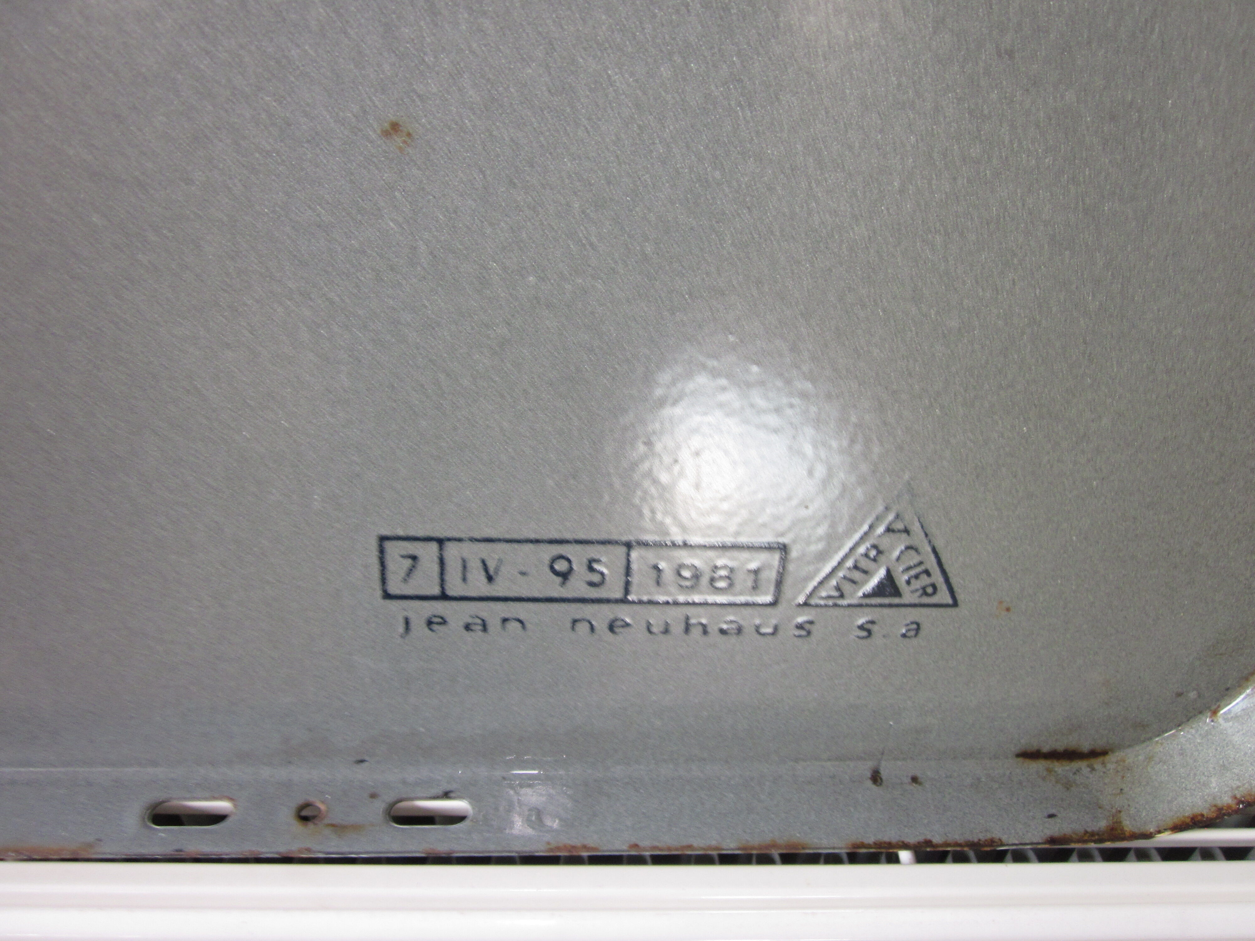 Enamelled plate "parking"