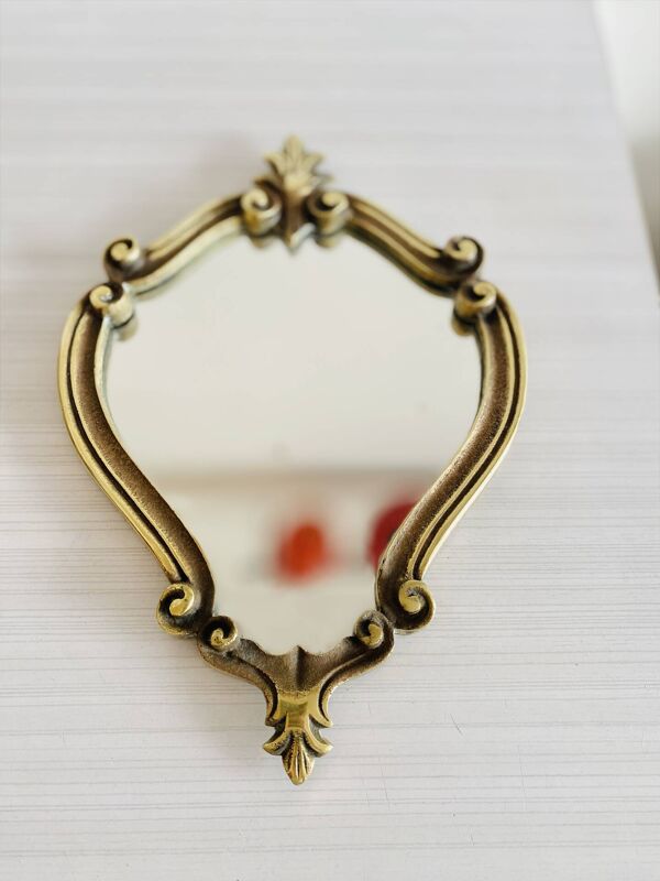 Petit miroir ancien style baroque – cadre doré bronze ou laiton