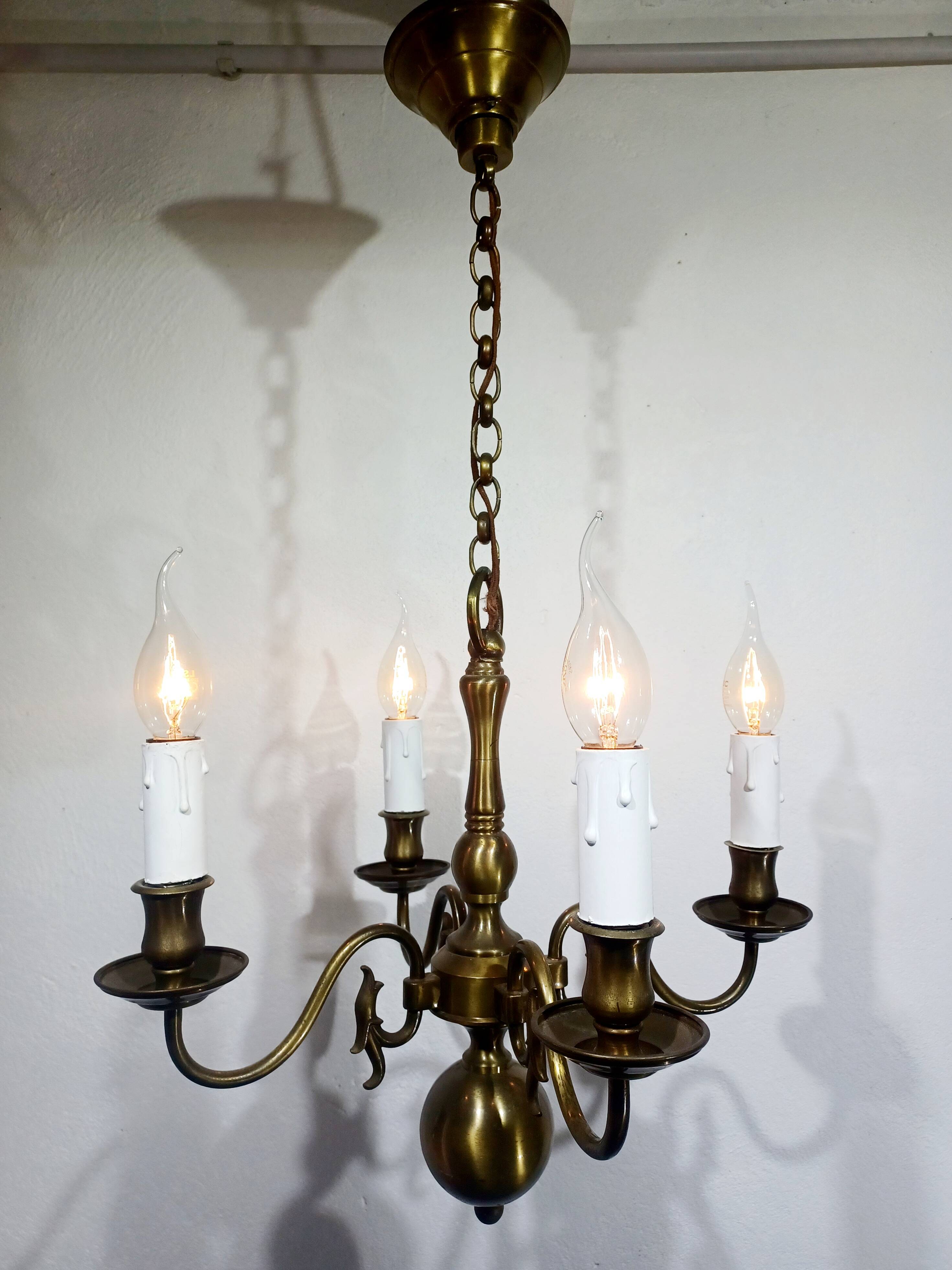 4-light Dutch chandelier