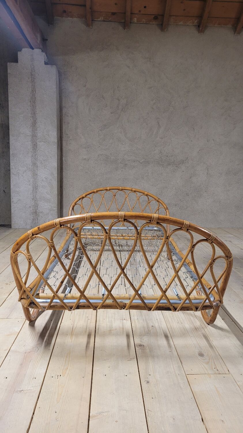 Vintage rattan basket sofa bed - 1950s