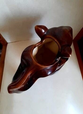 Very vintage squirrel-shaped decanter