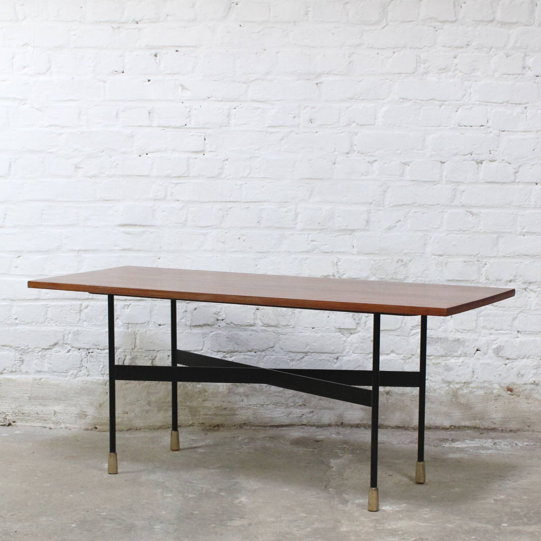 Table de salon moderniste "211" par Alfred Hendrickx pour Belform 1950s