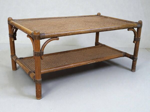 Table basse en rotin