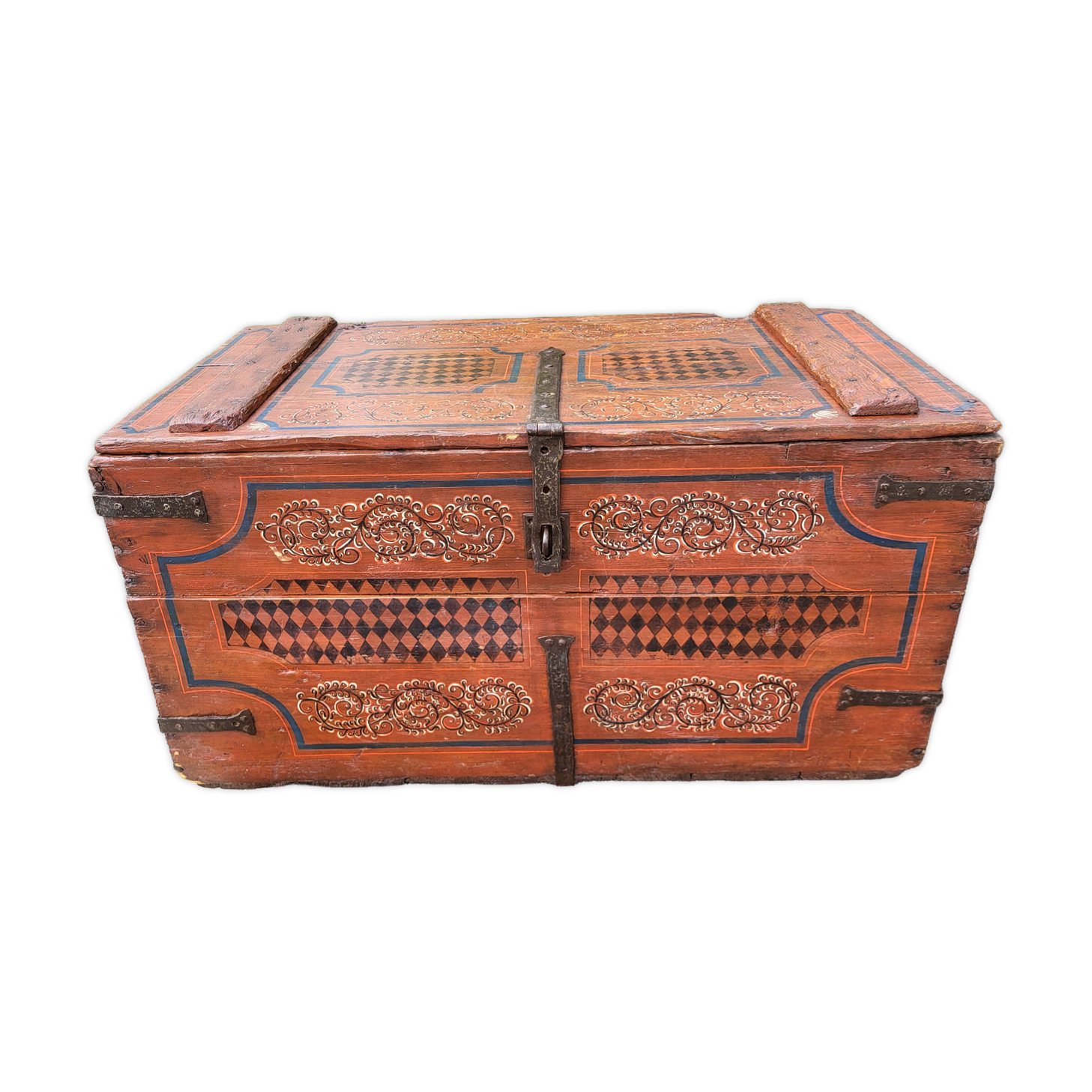 Antique painted wooden wedding chest from the 19th century.