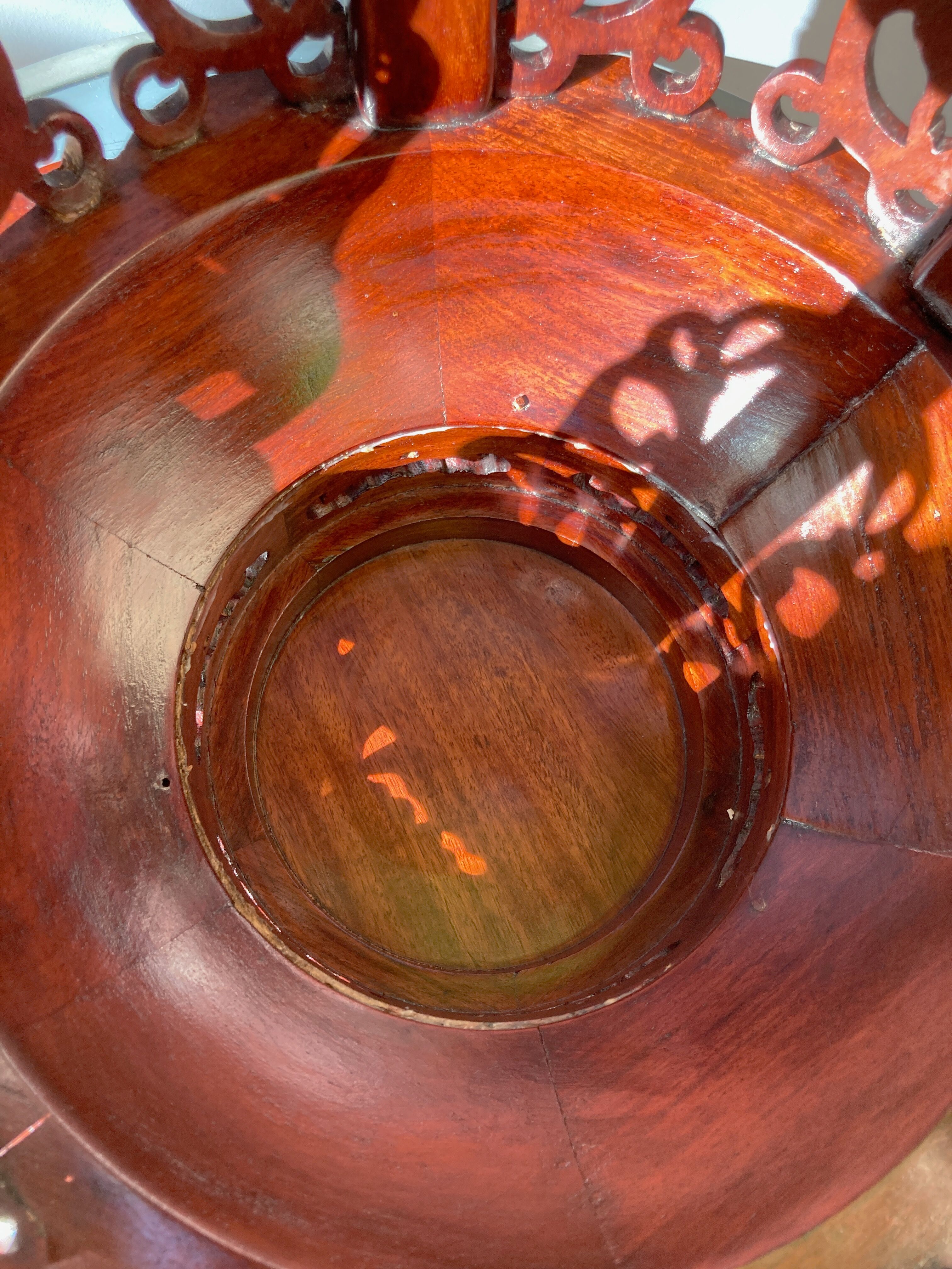 Openwork rosewood gueridon