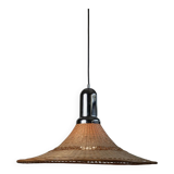 Grand lampadaire vintage en osier avec un dessus en chrome et un abat-jour en osier naturel – lumière suspendue italienne des années 1970 de l'ère spatiale.