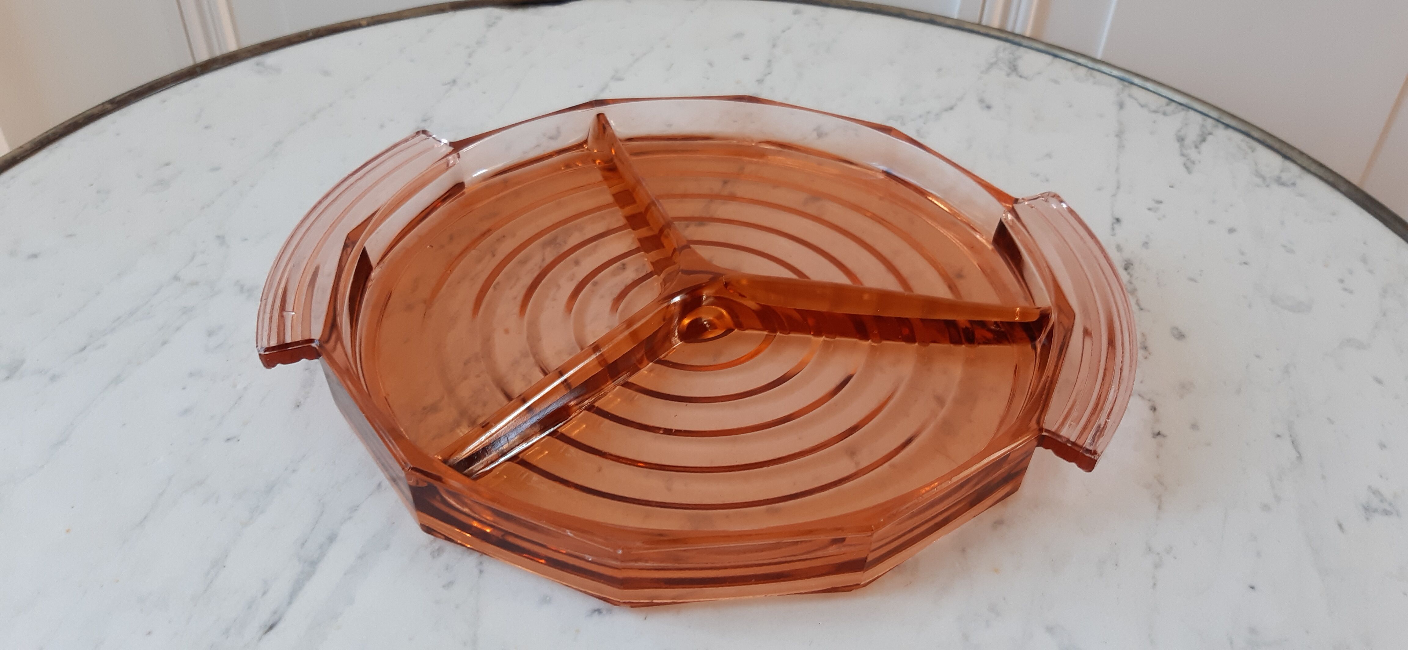 Tray with compartments in pink art deco glass
