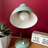 Desk lamp