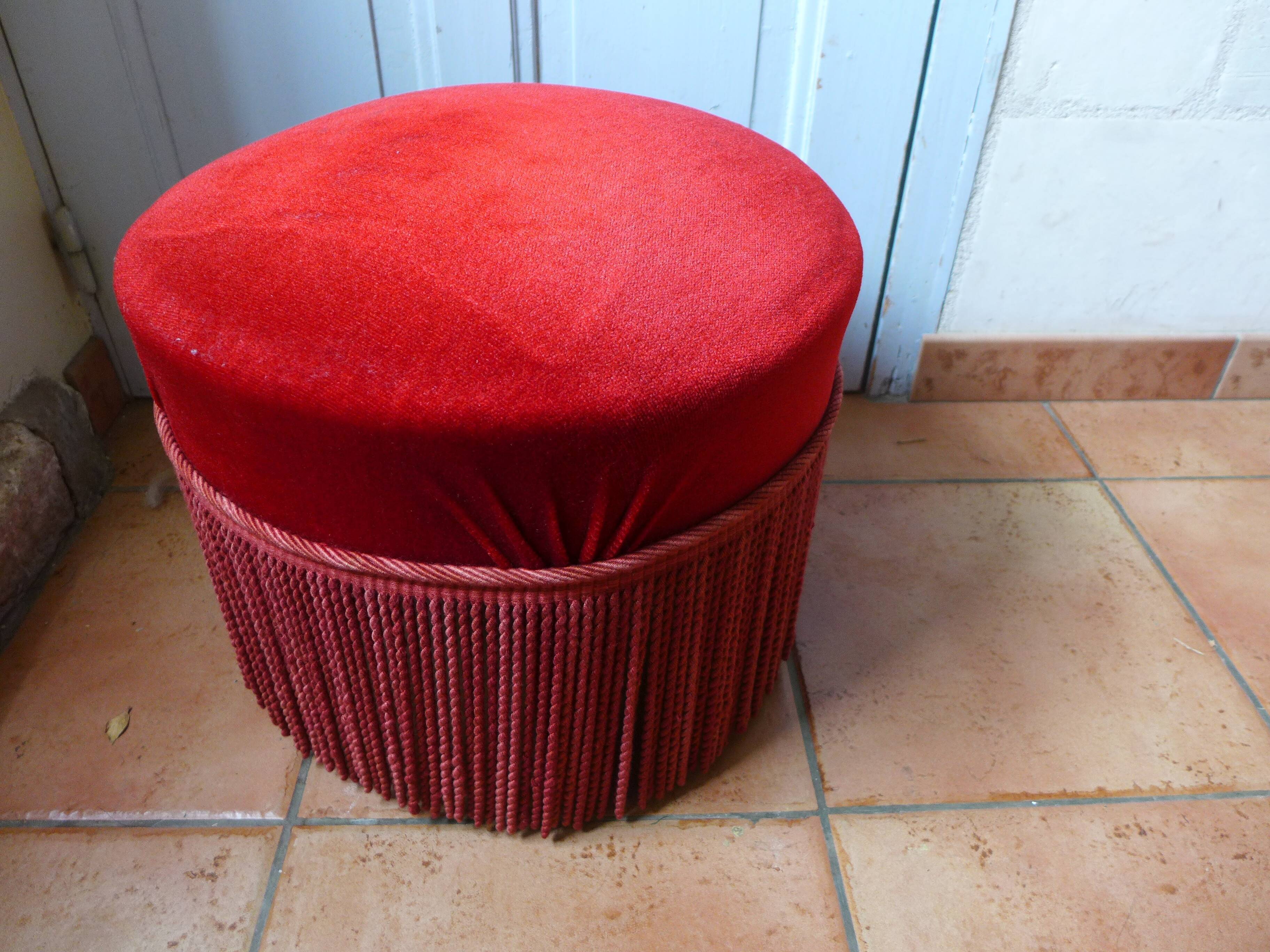 Vintage velvet pouf