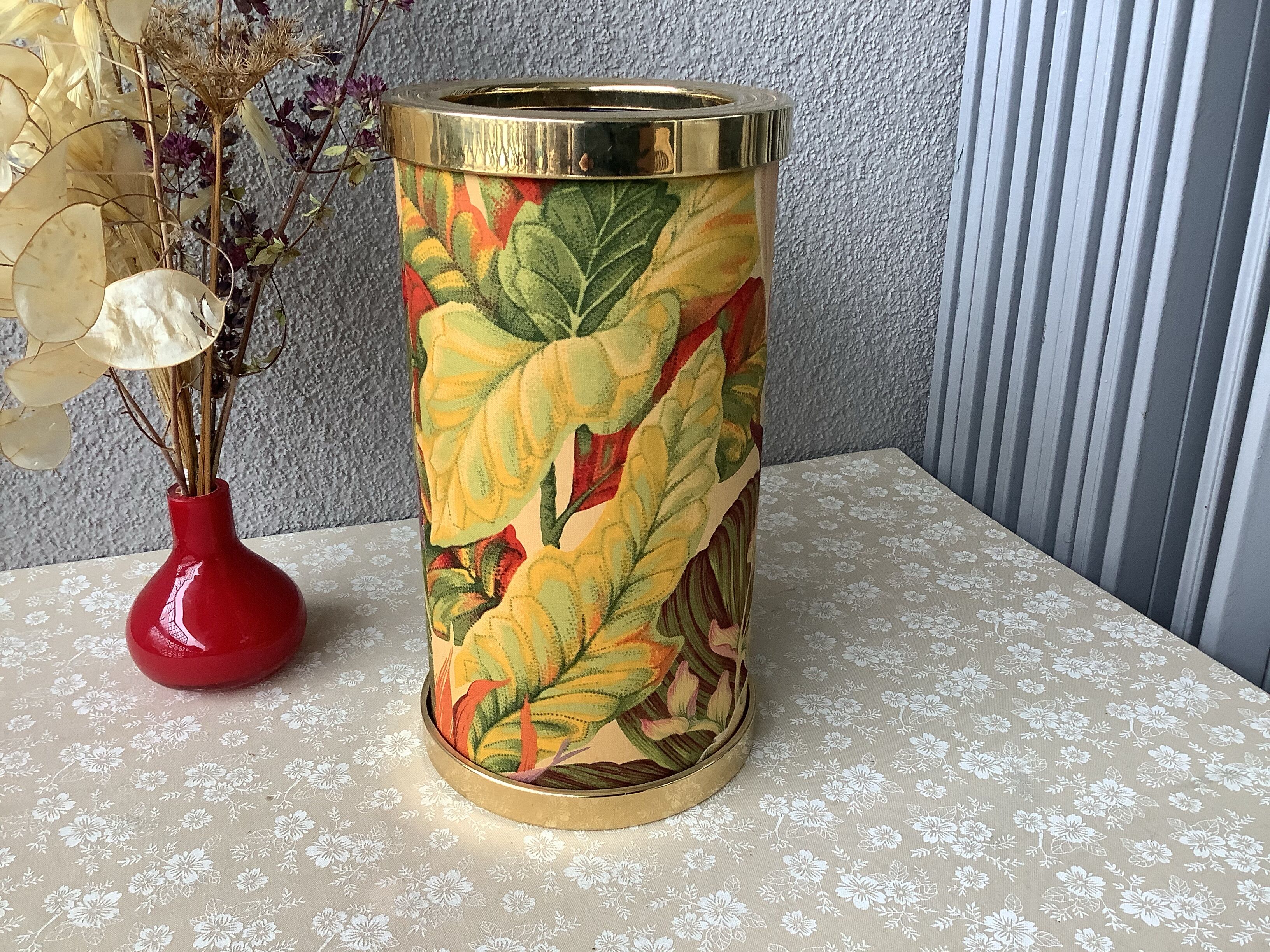 Vintage bottle refresher insulated