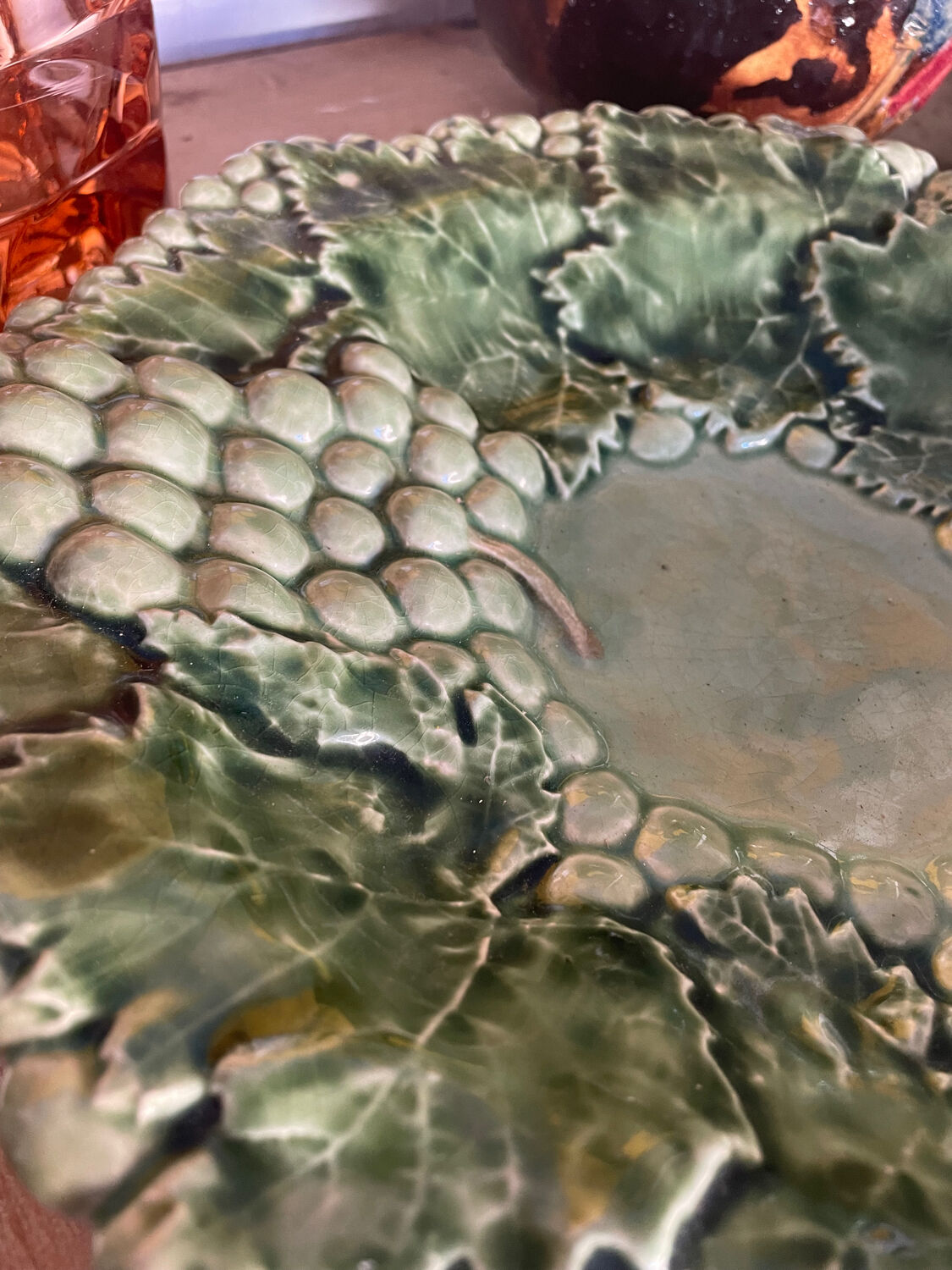 SILEA ceramic fruit bowl with grape and vine pattern