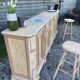 Bar / comptoir en bois brut