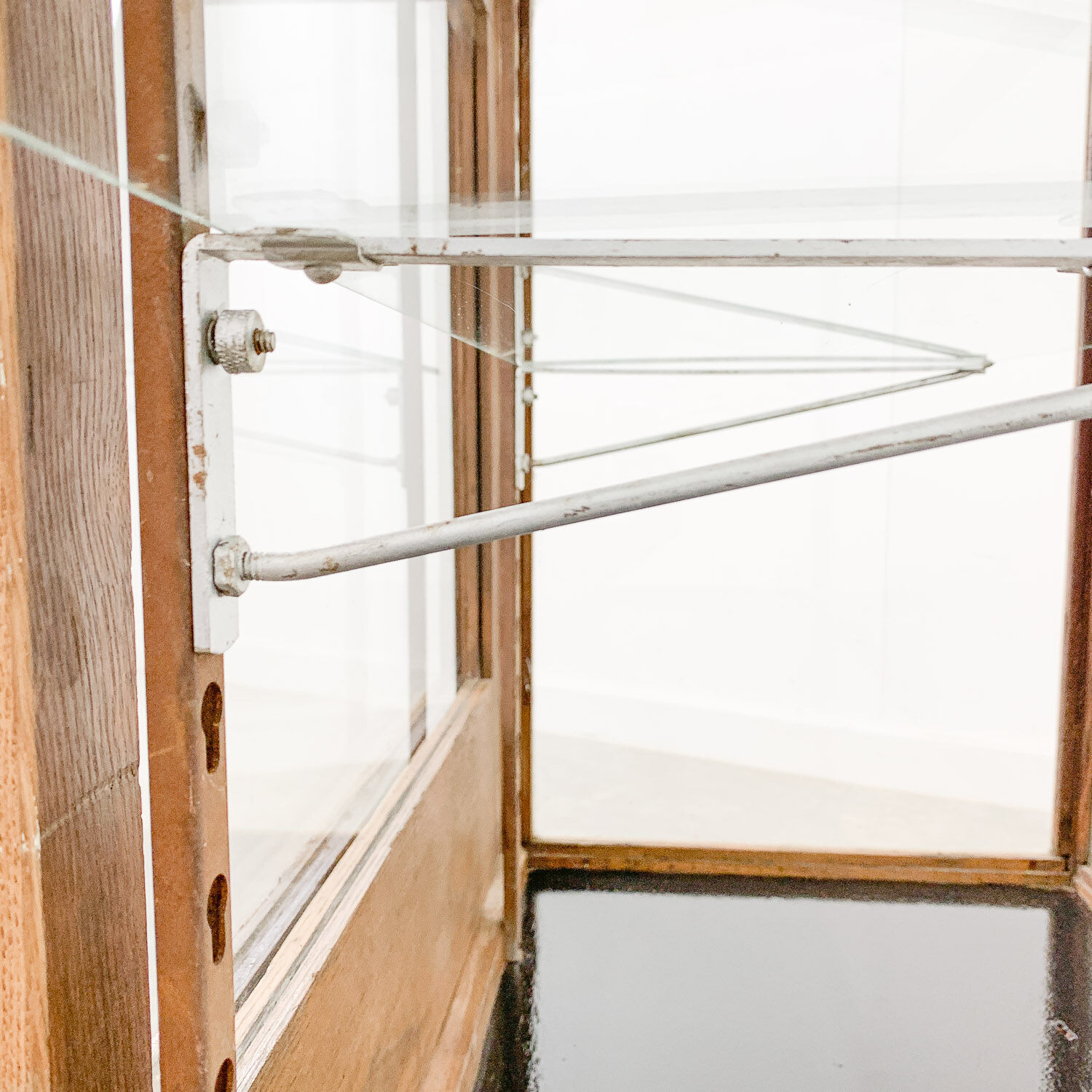 Antique shop counter vitrine