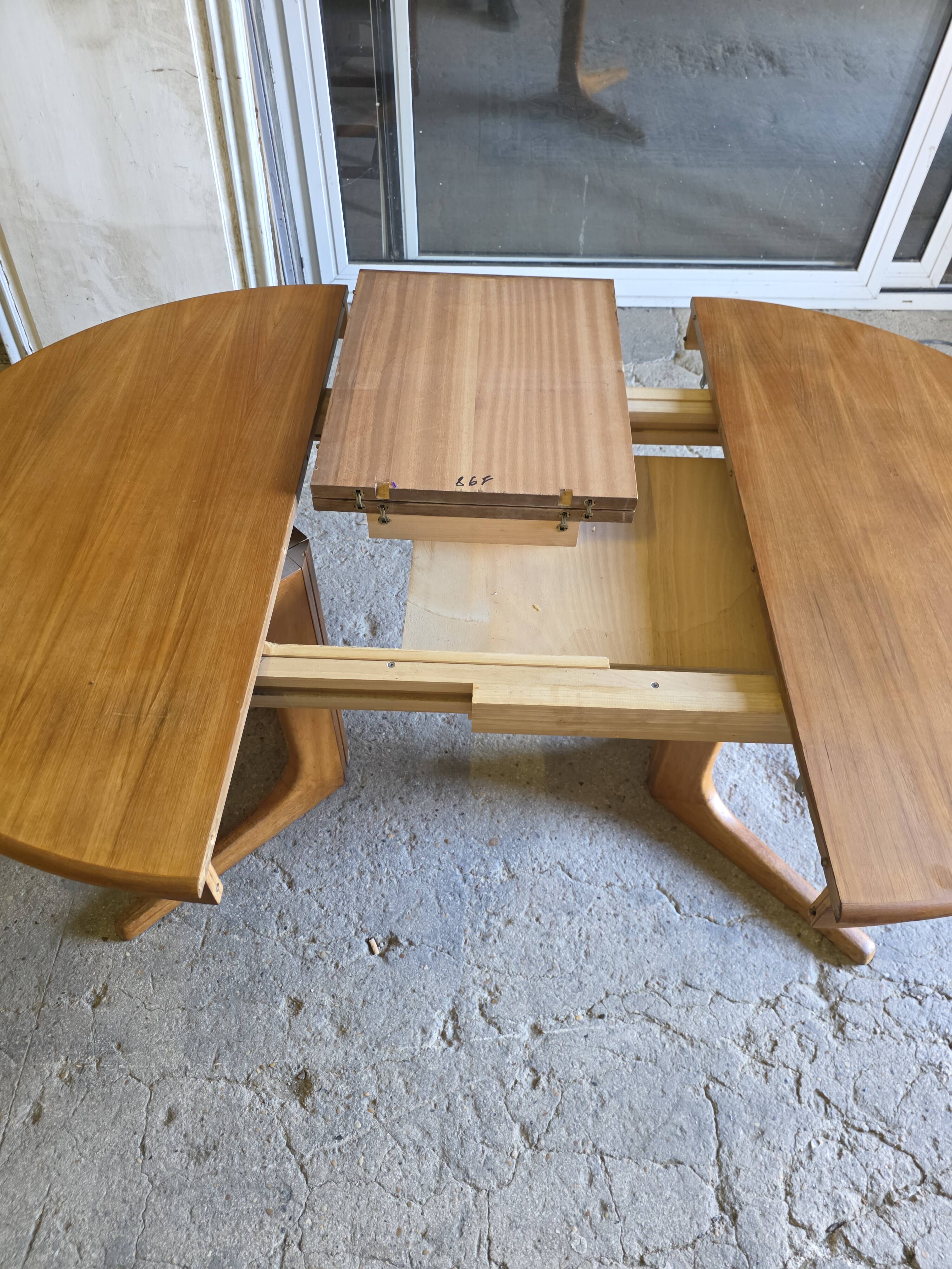Table extensible Baumann en teck des années 60, (2 rallonges)