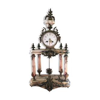 Pendule style Louis XVI