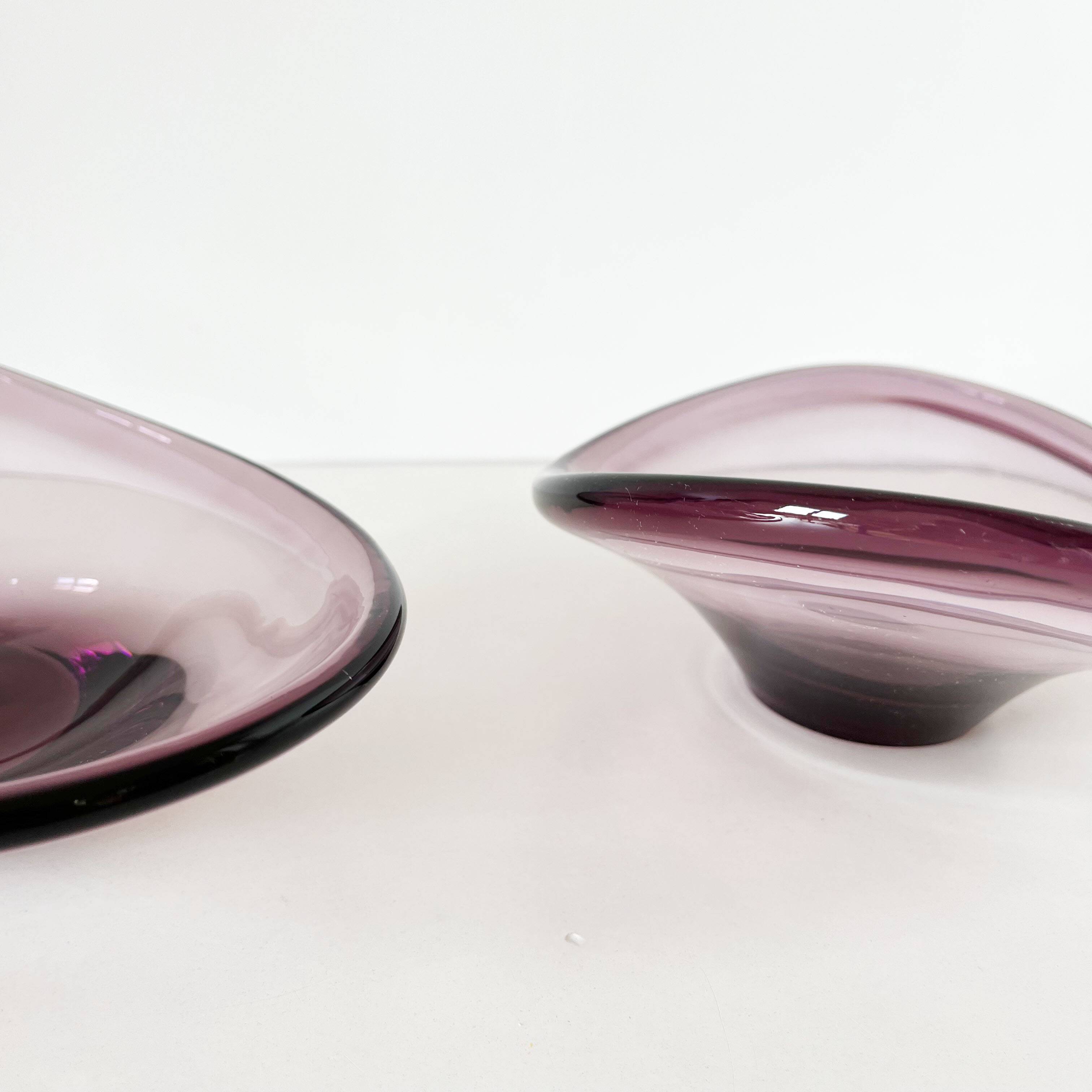Pair of purple glass empty pockets 1960