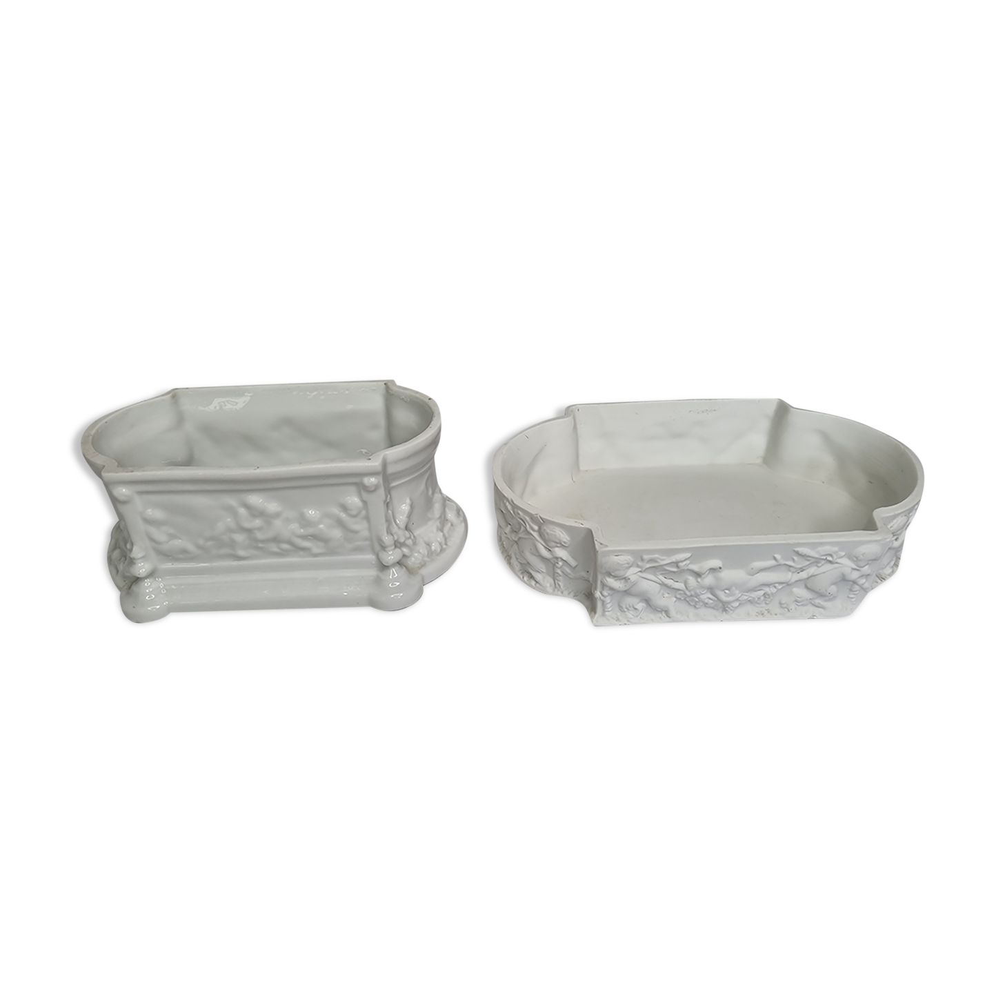 Set of two table planters in white porcelain "Capodimonte"