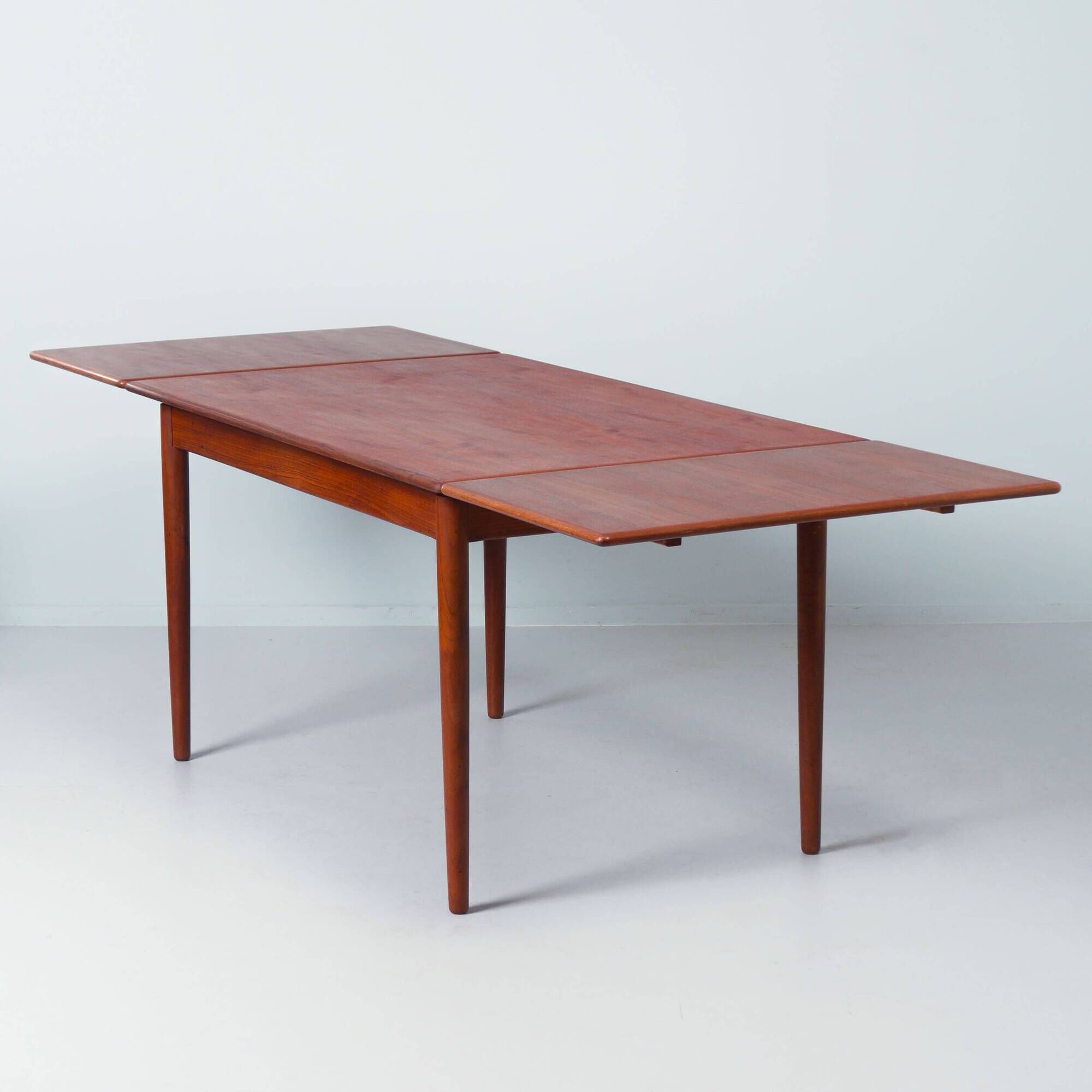 Danish extendable teak dining set with 8 Møller Model 75 chairs, 1960s