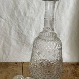 Carafe à vin en verre ciselé  transparent vintage