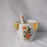 Mortar and pestle in faience