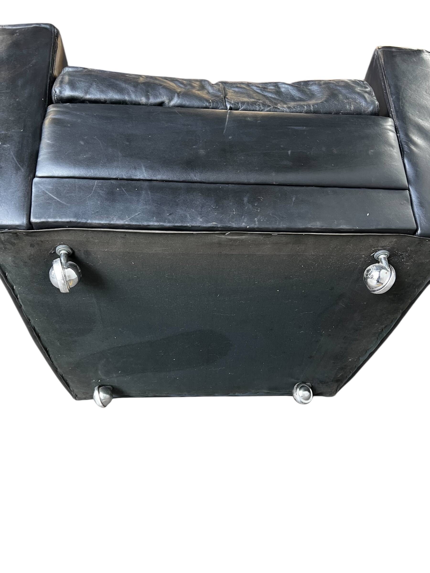 Set of 2 vintage individual seats/armchairs/club seats