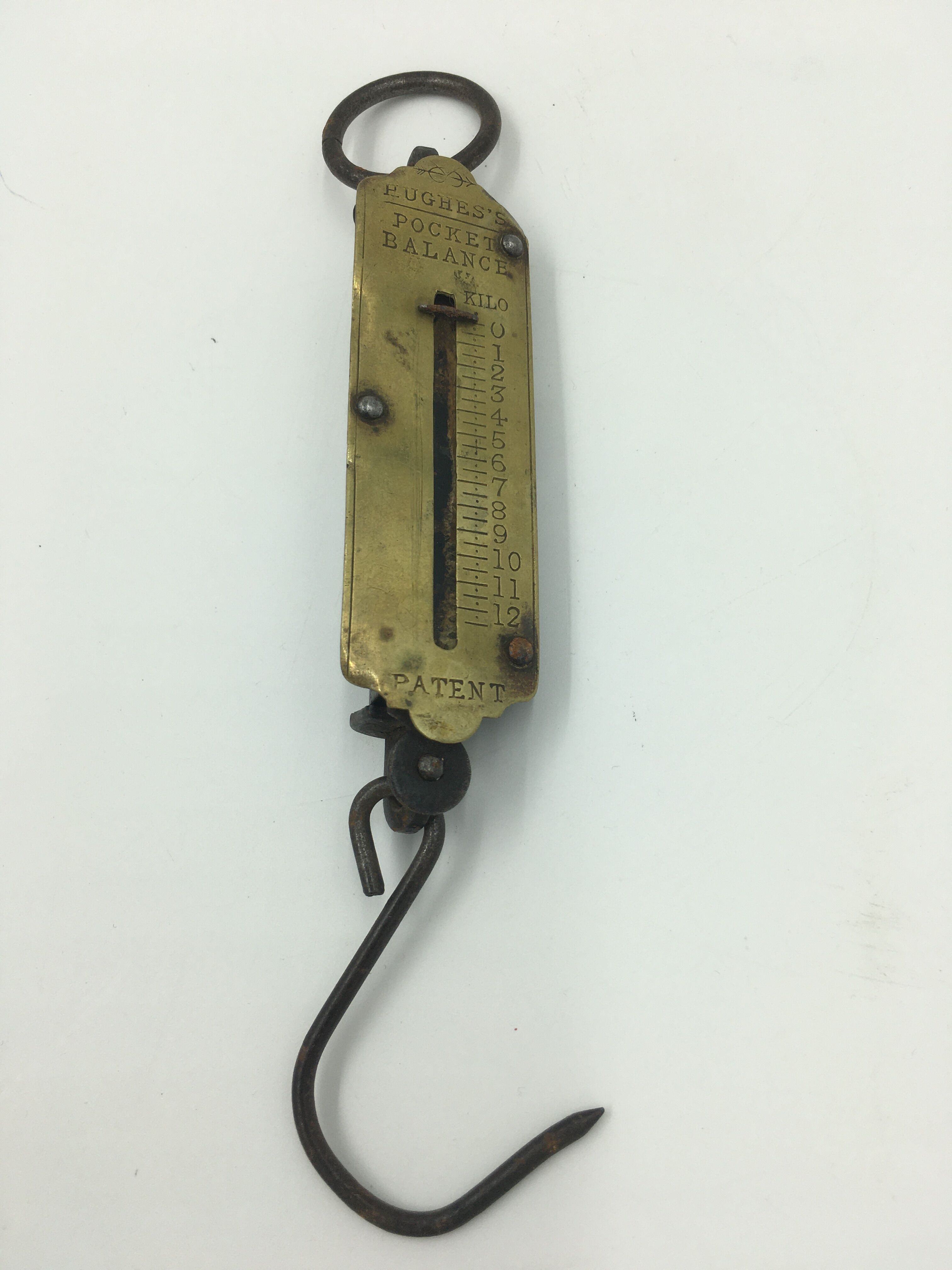 Hughes's pocket scale