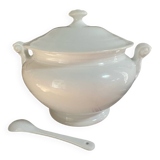 Petite soupière en porcelaine ancienne