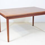 Danish dining table in teak.