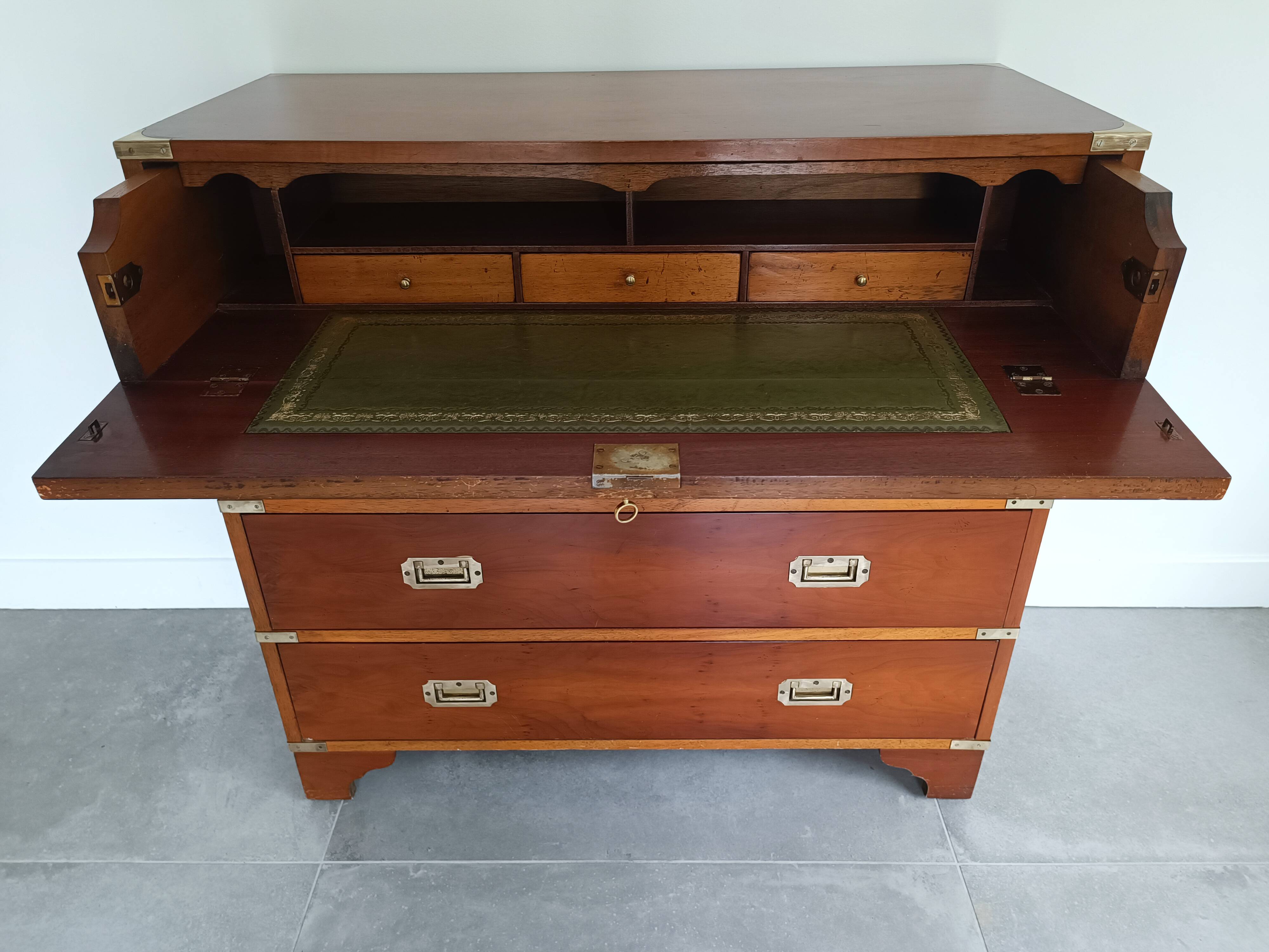 Naval officer's chest of drawers / secretary