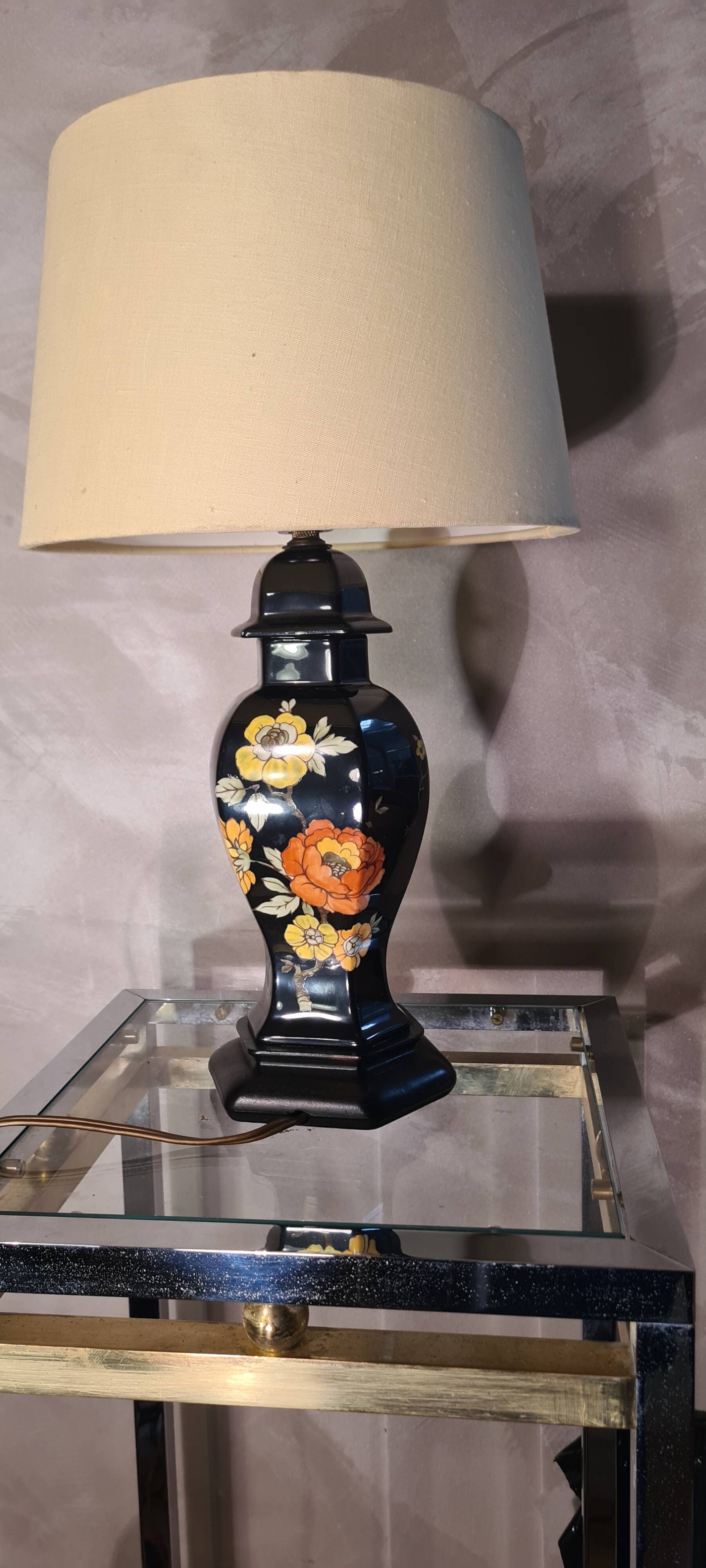 Asian lamp 42x25 with an adjustable lampshade