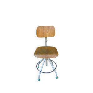 Chaise d’atelier vintage