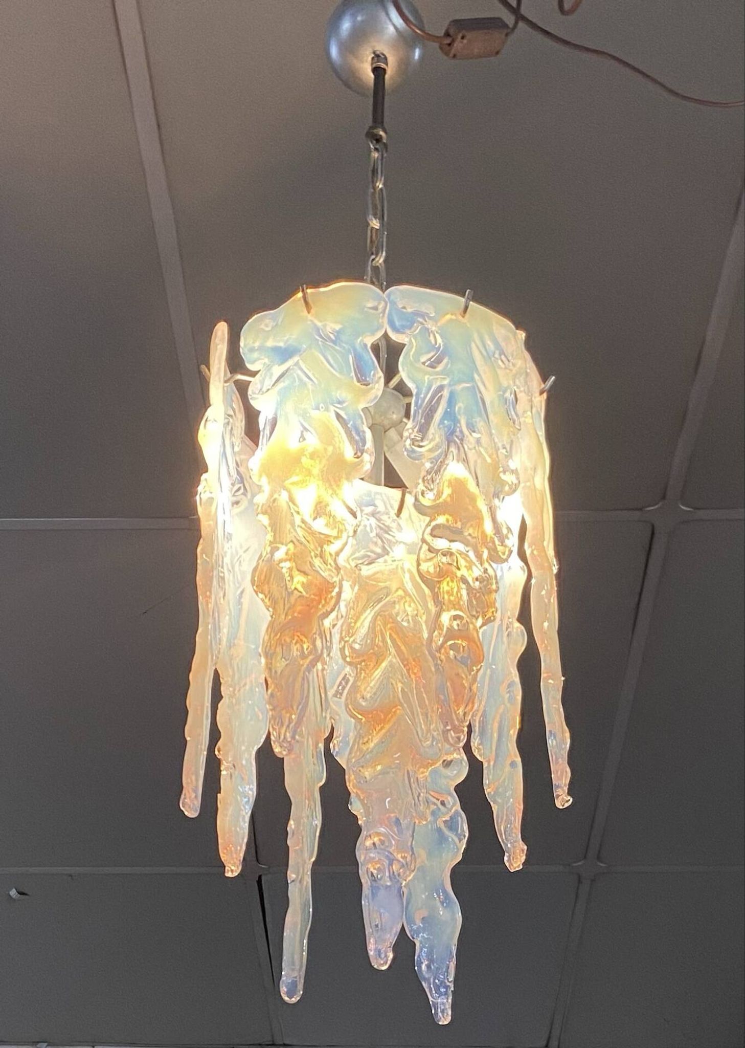 Important lustre Murano attributed to Mazzega, stalactite glass, Italy.