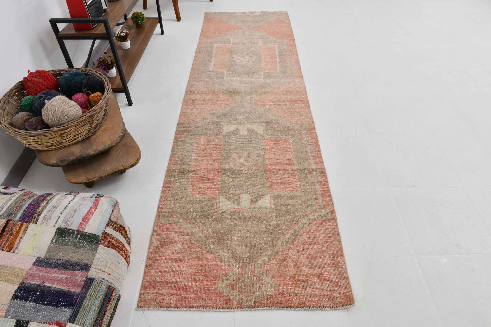 Oriental runner rug 304x88cm