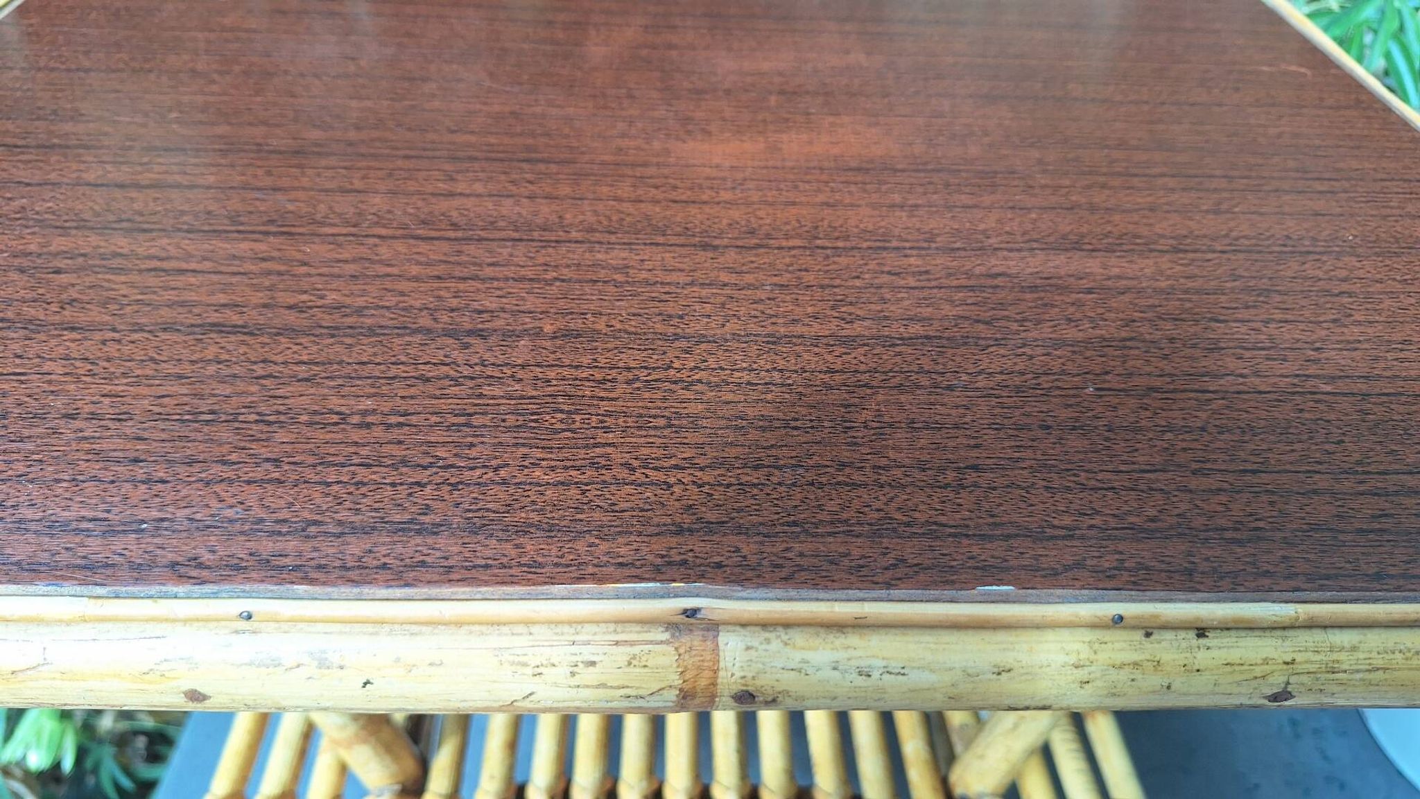 Table d'appoint rotin