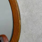 Miroir mural ovale en teck du milieu du siècle