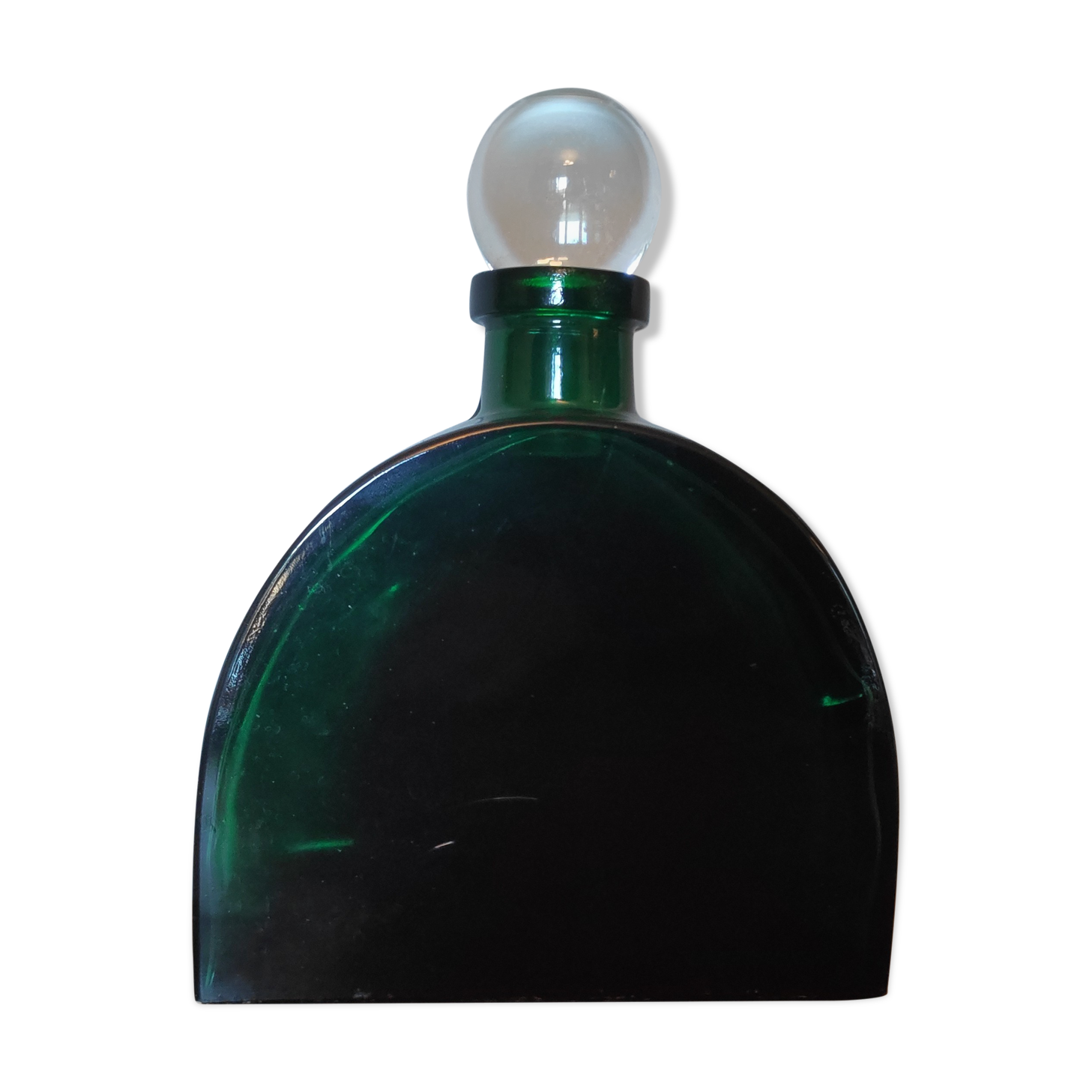 Carafe verte avec bouchon transparent