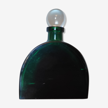 Green decanter with transparent cap