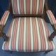 Paire de fauteuils en noyer style Louis XVI
