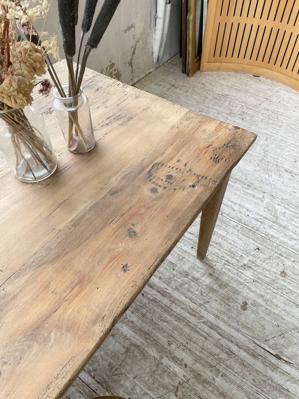 Farmhouse table with spindle legs in oak and pine, 2.5m