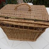 Vintage wicker basket for poultry rabbit