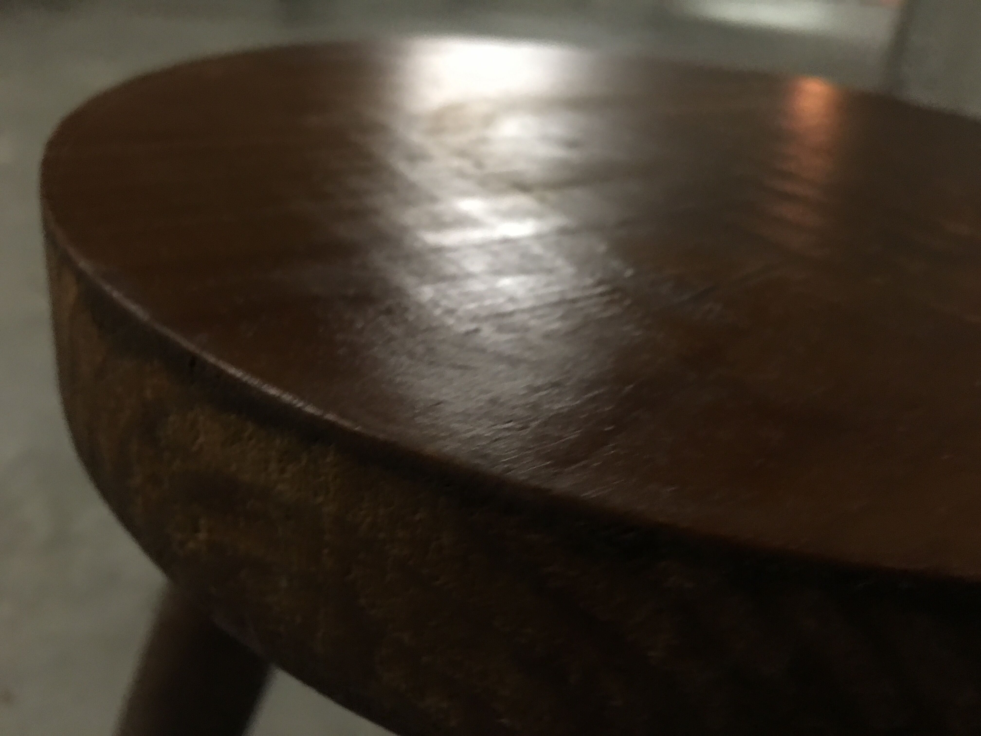Tabouret de ferme tripode