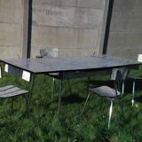 Table formica marble and 4 matching vintage chairs